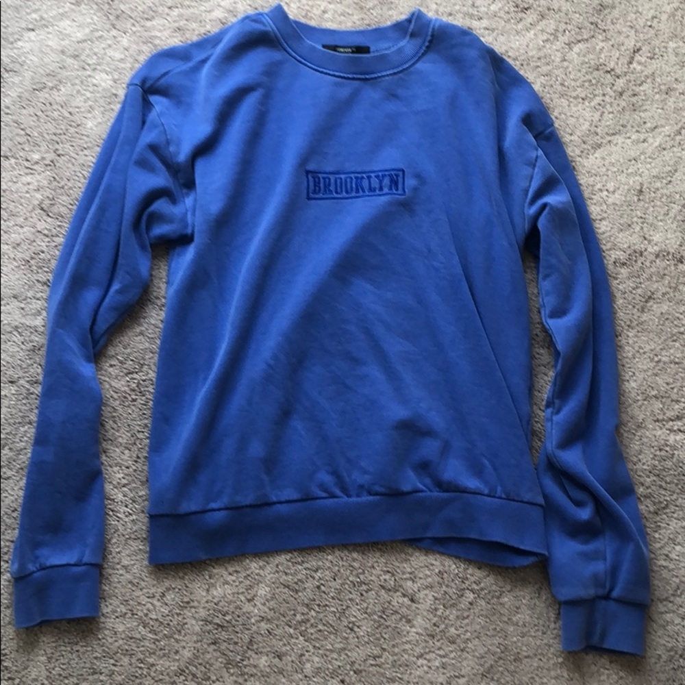 Sweatshirt